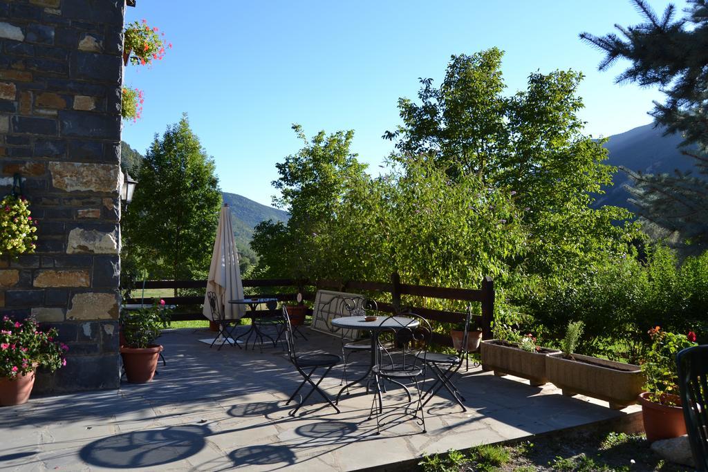 Hotel Vina Olivan Sarvise Bagian luar foto
