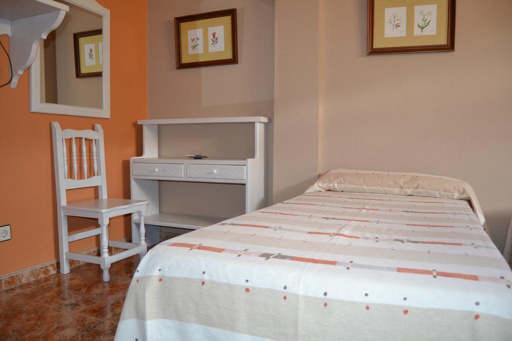 Hotel Vina Olivan Sarvise Ruang foto