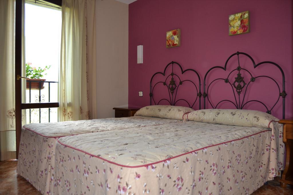 Hotel Vina Olivan Sarvise Ruang foto