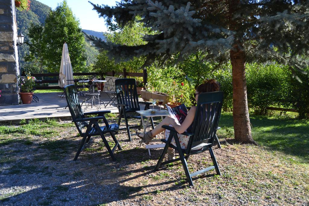 Hotel Vina Olivan Sarvise Bagian luar foto