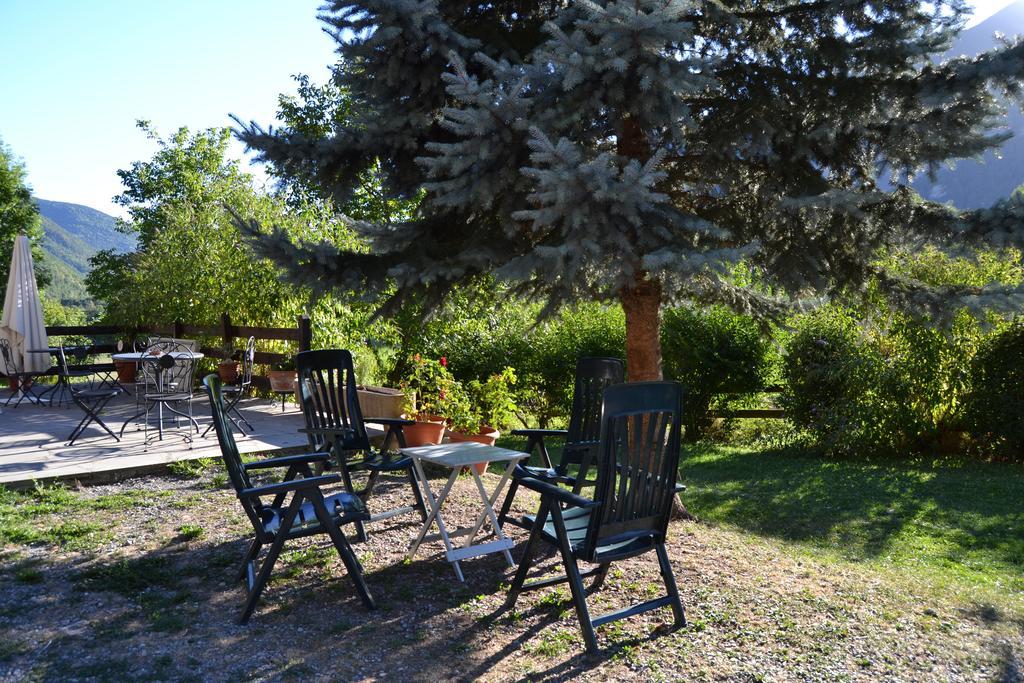 Hotel Vina Olivan Sarvise Bagian luar foto