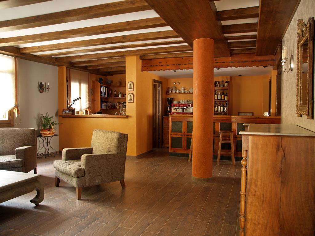 Hotel Vina Olivan Sarvise Bagian luar foto